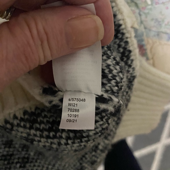 Ann Taylor Black and White Turtleneck Sweater - Picture 8 of 8